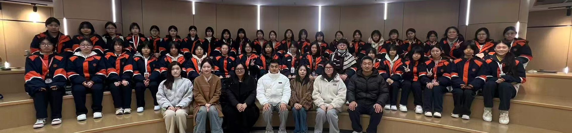 中高職協(xié)同育英才 校際交流譜新篇——我院與湖州藝校開(kāi)展專業(yè)交流活動(dòng)